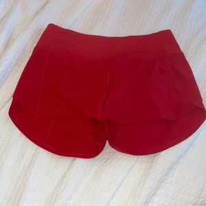 Lululemon Speed Up Short Low Rise 4" in Dark Red